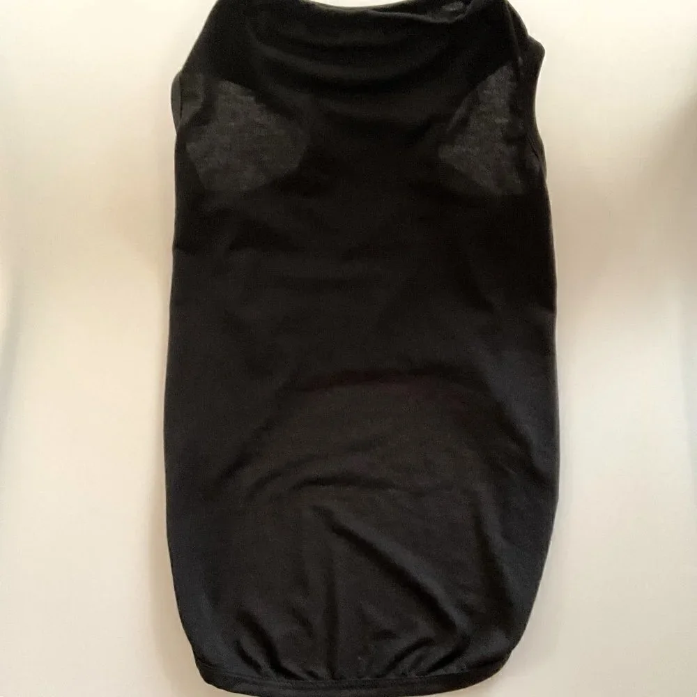 NEW BLACK DOG T-SHIRT  (Size tag is incorrect)
